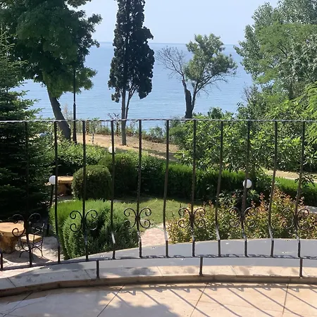 Complex Maxim - Sea View And Free Parking Pensionat Varna