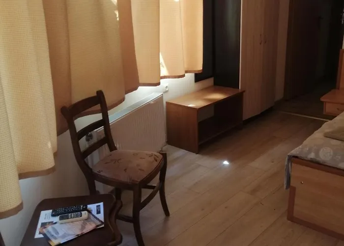 Gasthof Complex Maxim - Sea View And Free Parking 3*