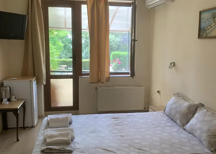 Pensionat Complex Maxim - Sea View And Free Parking Varna