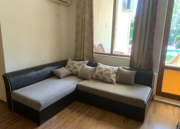 Gasthof Complex Maxim - Sea View And Free Parking 3*