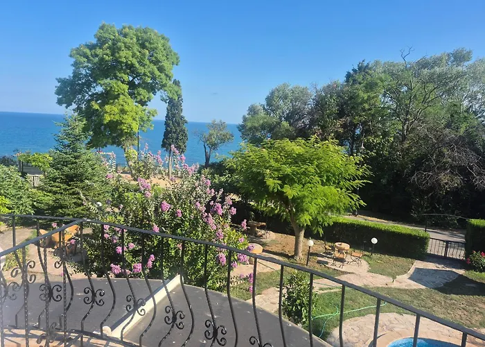 Pensionat Complex Maxim - Sea View And Free Parking Varna