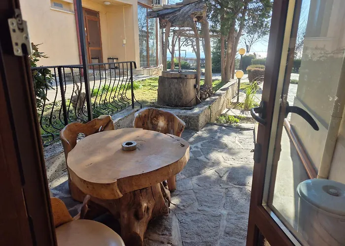 Complex Maxim - Sea View And Free Parking Gasthof