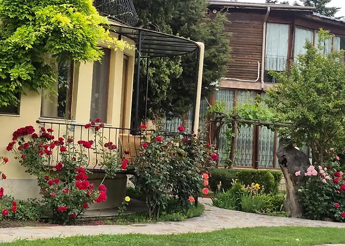 Complex Maxim - Sea View And Free Parking Pensionat 3*