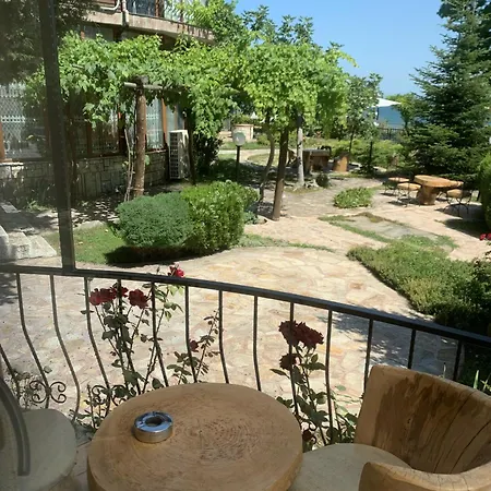 Casa de hóspedes Complex Maxim - Sea View And Free Parking Varna