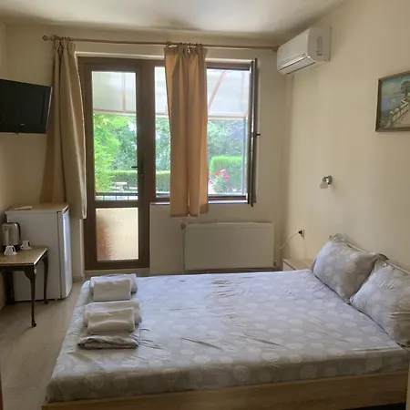 Konukevi Complex Maxim - Sea View Varna