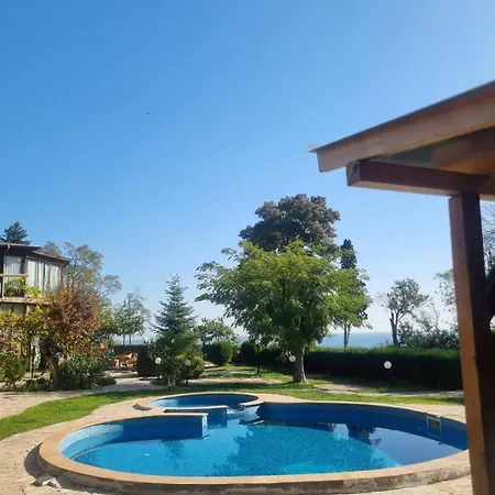 Complex Maxim - Sea View Konukevi 4*