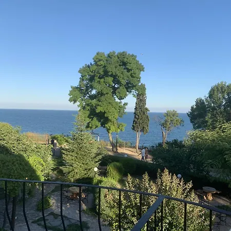 Complex Maxim - Sea View Gasthof Warna